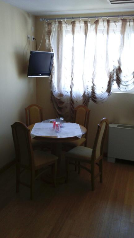 Motel Kneginja Cacak Ruang foto